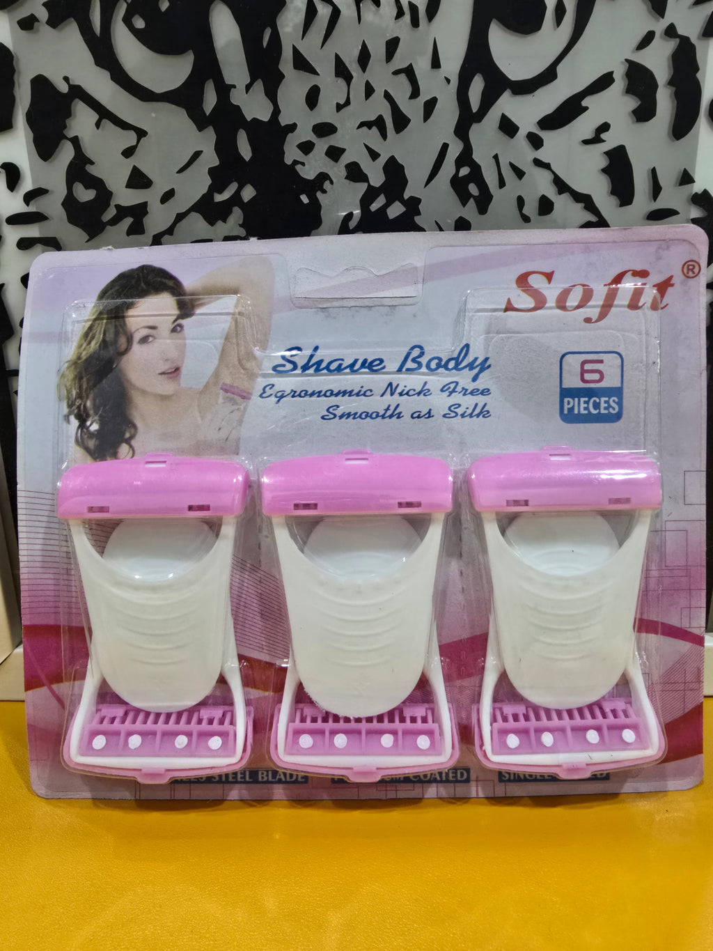 Pack of 6 Max Sofit Shave Body Disposable Safety Razor/Razer/Blade For Women